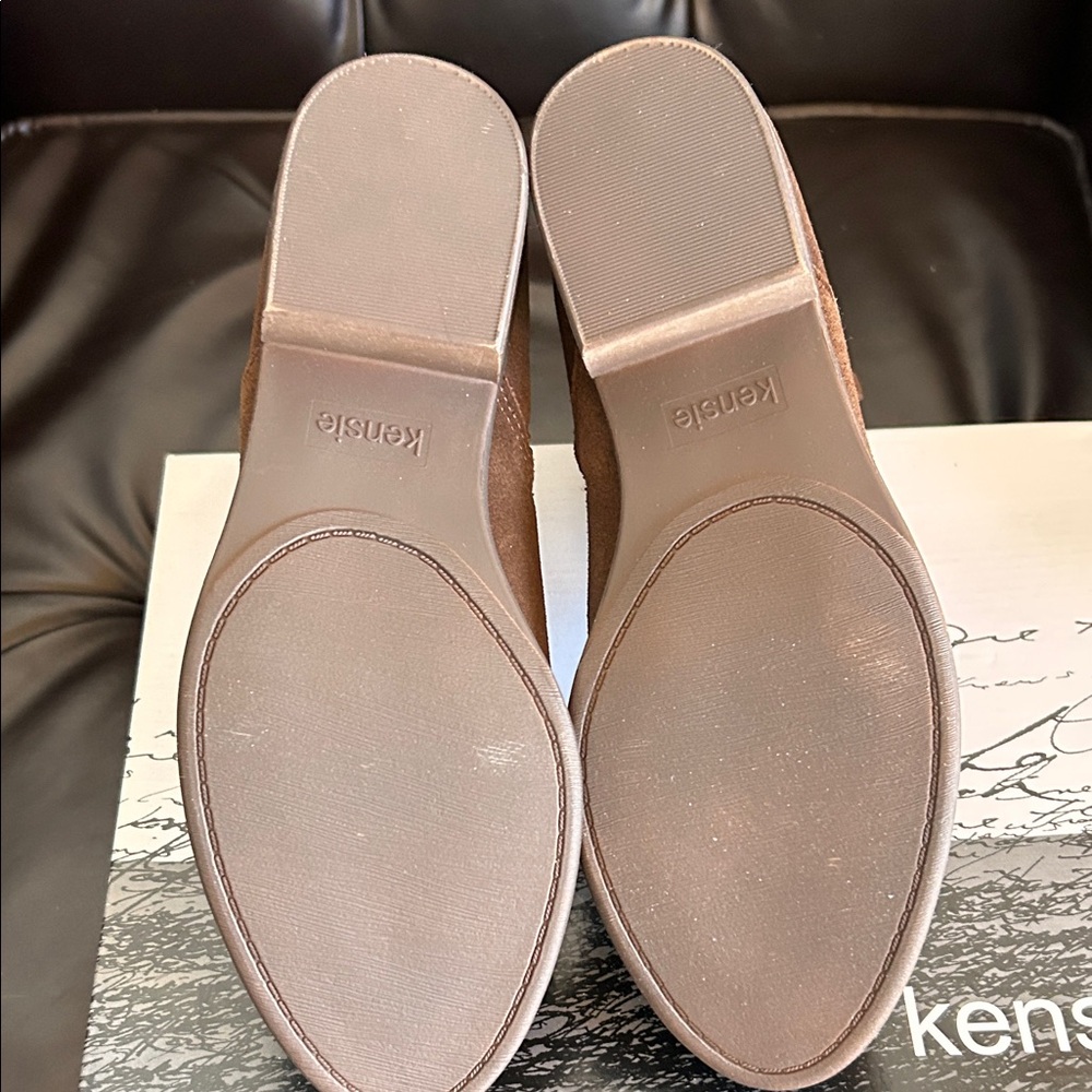 Kensie Women's Brown Suede Ankle Booties - Picture 3 of 7